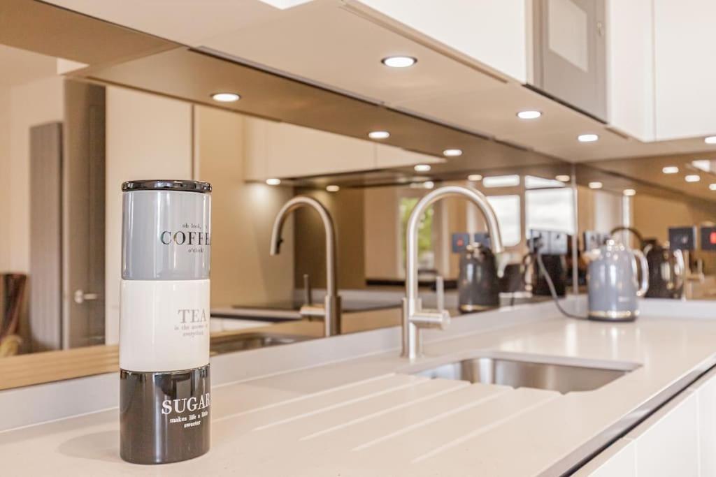 Flat 3, 161 Crescent Road - Luxury Apartment Oxford Eksteriør billede