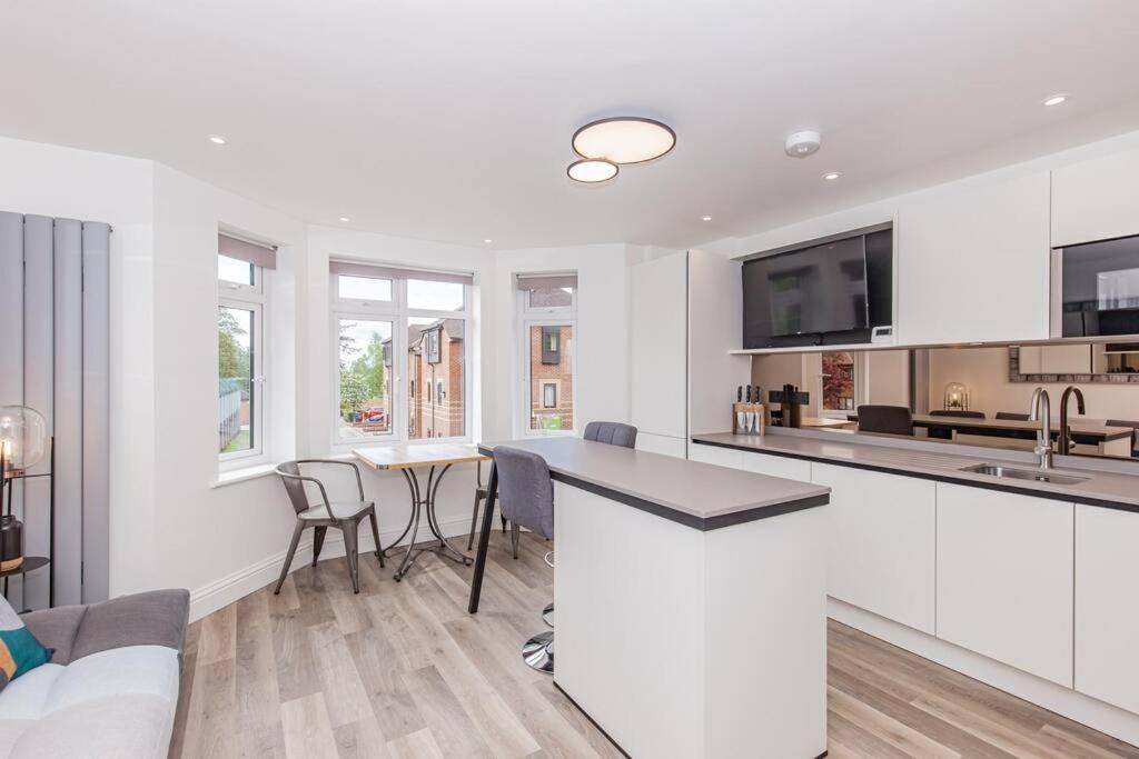 Flat 3, 161 Crescent Road - Luxury Apartment Oxford Eksteriør billede